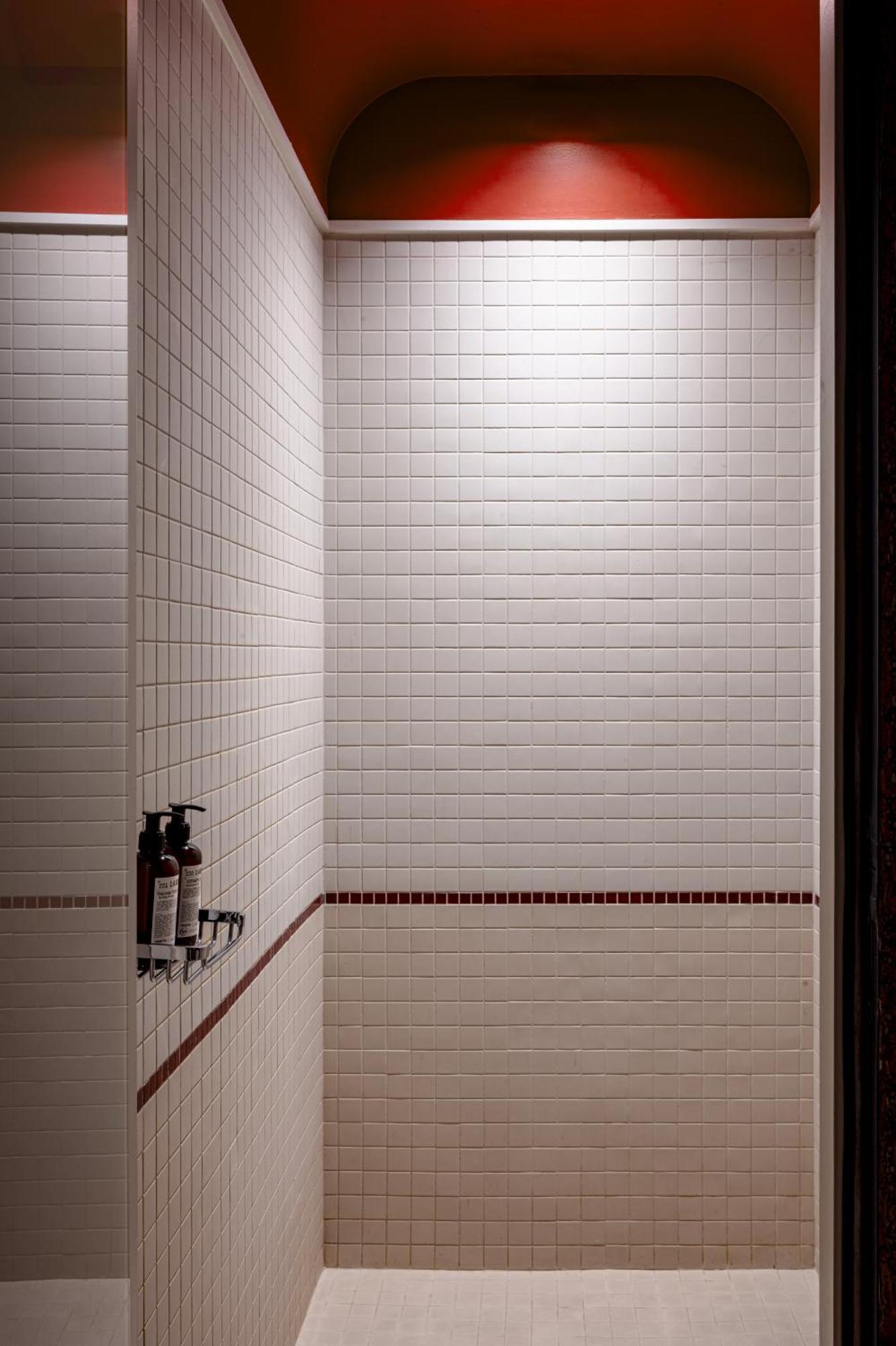 ホテル Experimental Marais パリ エクステリア 写真